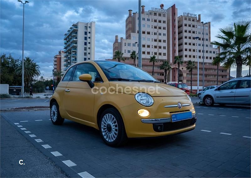 Usado Fiat 500 Pop 69 HP (50 kW) 2014 Amarelo Sedan