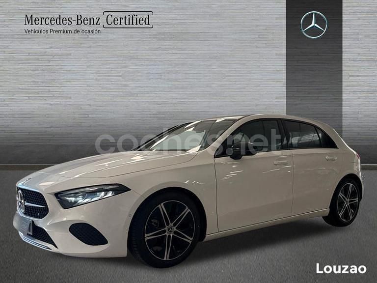 Blanco Nuevo 2025 Mercedes A200 Berlina | 38.200 € (Un poco caro) - Imagen 1/4