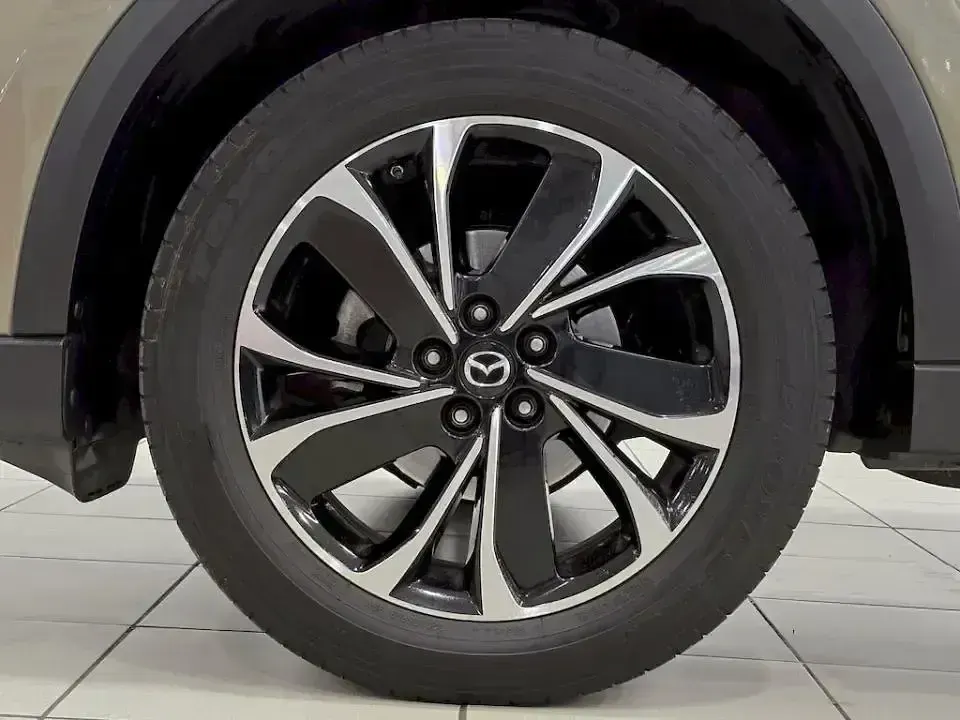 Käytetty Mazda CX-5 Ad'Vantage 192 HP (141 kW) 2023 Otro Katumaasturi