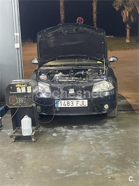 Negro Usado 2007 Seat Ibiza Berlina | 4000 € (Precio justo) - Imagen 1/4