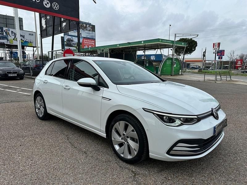 Usado VW Golf VII Style 150 CV (110 kW) 2021 Blanco Utilitario