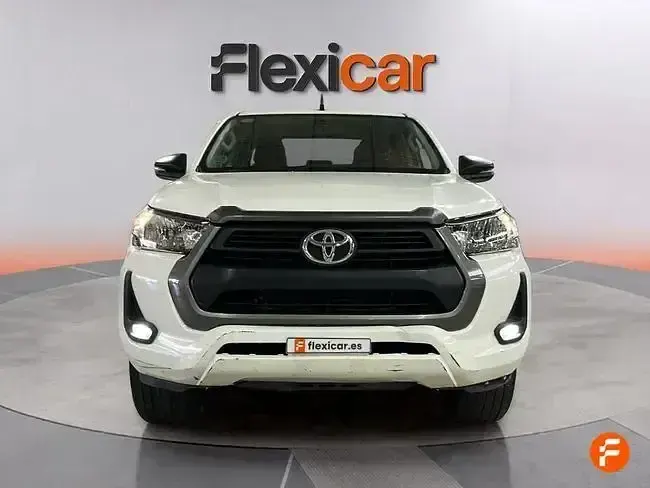 Usado Toyota HiLux 150 CV (110 kW) 2021 Blanco Pickup/Camioneta