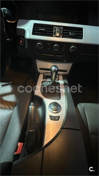 Usado BMW 530 231 CV (169 kW) 2006 Negro Berlina