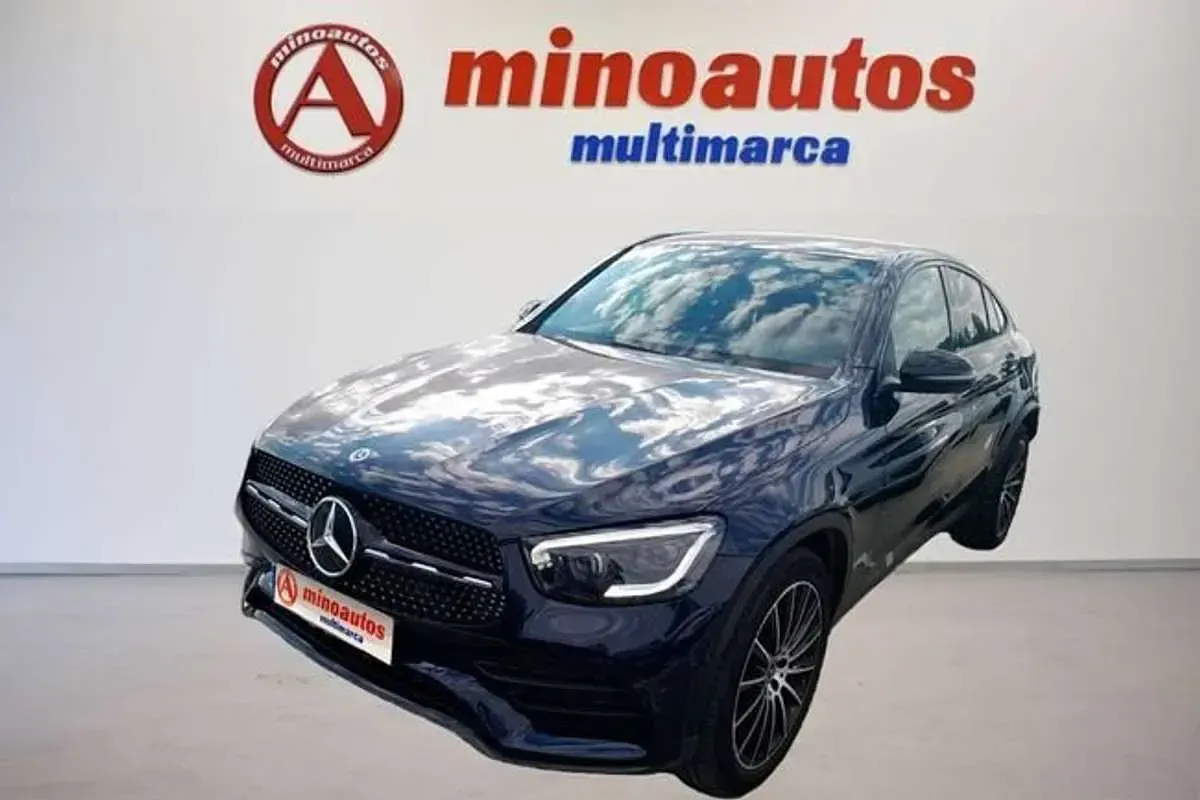 Usado Mercedes GLC200 AMG line 197 CV (144 kW) 2019 Azul SUV