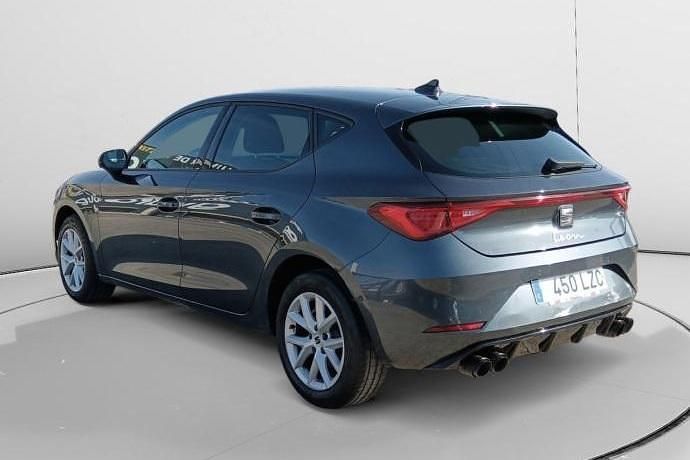 Usado Seat Leon Style 131 CV (96 kW) 2022