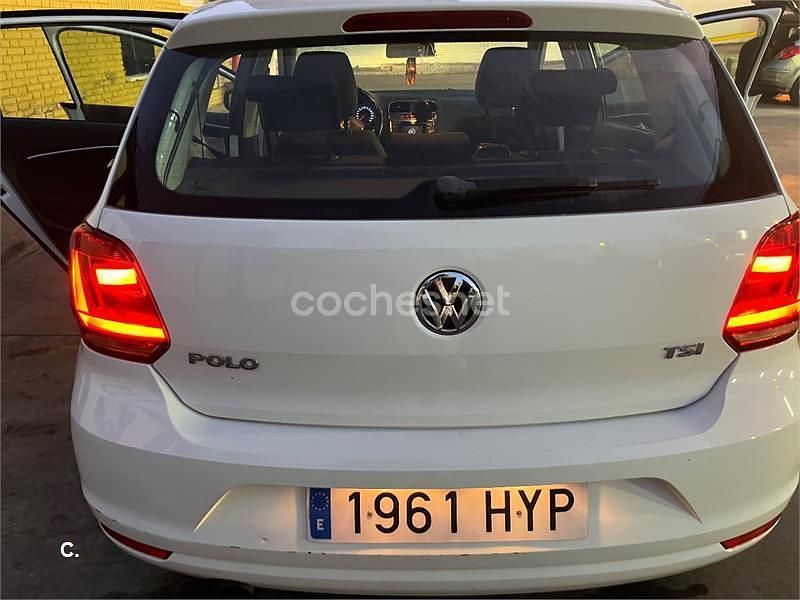 Usado VW Polo R-line 90 CV (66 kW) 2014 Blanco Berlina