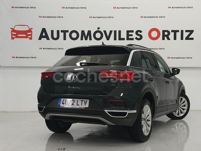 Usado VW T-Roc Advance 150 CV (110 kW) 2021 Gris / plata SUV