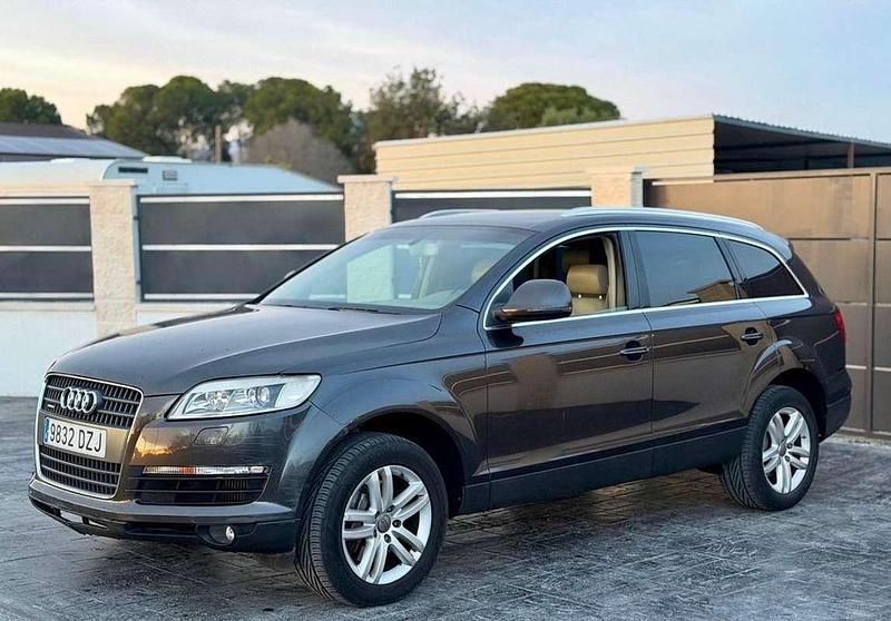 Gris Usado 2006 Audi Q7 SUV | 9499 € (Precio justo) - Imagen 1/4