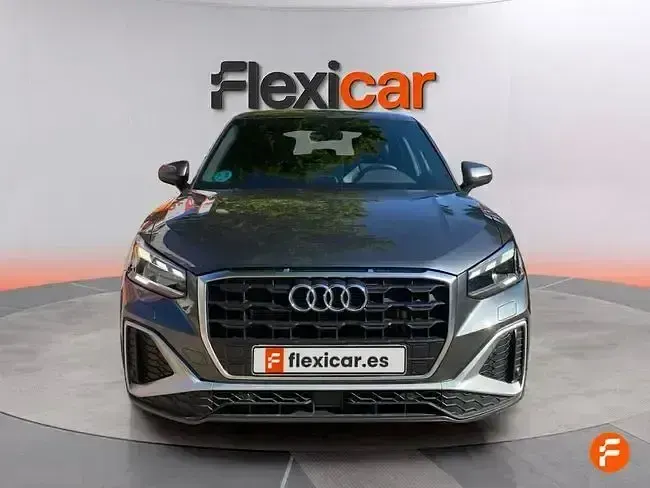 Usado Audi Q2 S-Line 150 CV (110 kW) 2024 Gris SUV