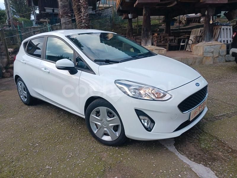 Usado Ford Fiesta Trend 85 CV (62 kW) 2019 Blanco Berlina