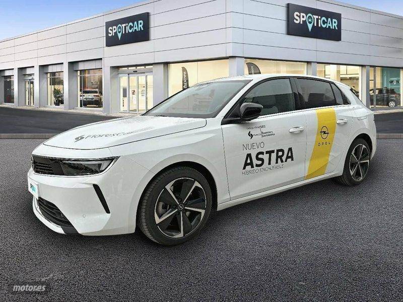 Blanco Usado 2023 Opel Astra Elegance Berlina | 31.900 € (Caro) - Imagen 1/4