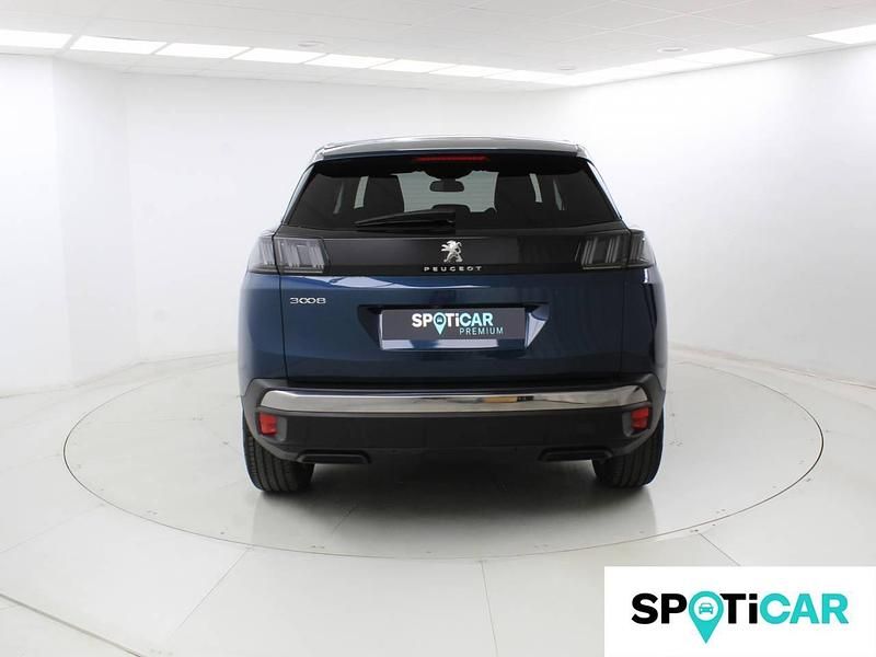 Usado Peugeot 3008 Allure 130 CV (95 kW) 2024 Azul SUV