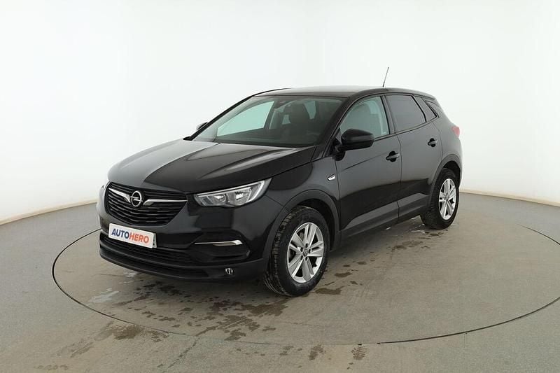 Usado Opel Grandland X Selective 120 CV (88 kW) 2018 Negro SUV