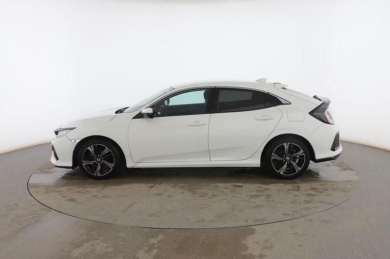 Usado Honda Civic Elegance 130 CV (95 kW) 2017 Blanco Berlina