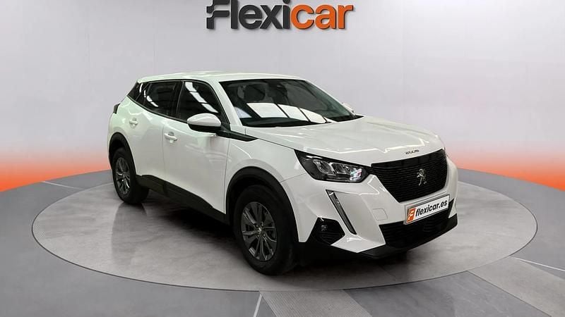 Usado Peugeot 2008 Active 101 CV (74 kW) 2020 Blanco SUV