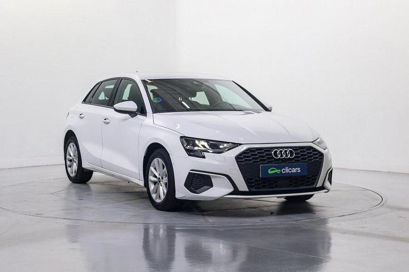 Usado Audi A3 Sportback e-tron 110 CV (80 kW) 2023 Blanco Utilitario