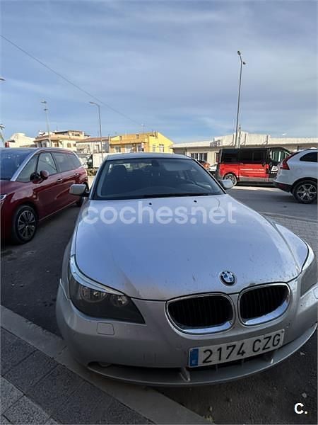 Usado BMW 525 163 CV (119 kW) 2004 Gris / plata Berlina