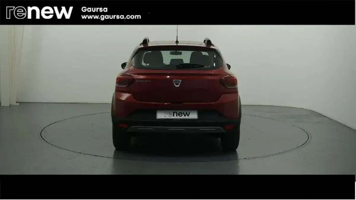 Usado Dacia Sandero Essentiel 101 CV (74 kW) 2021 Rojo Berlina