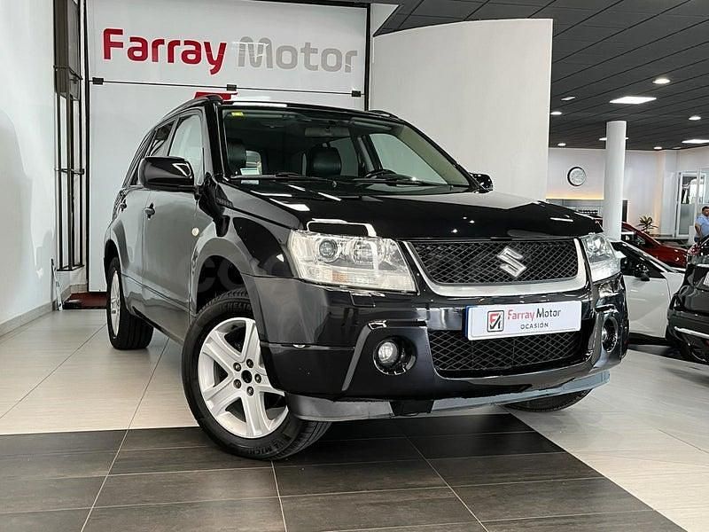 Usado Suzuki Grand Vitara 140 CV (102 kW) 2006 Negro SUV