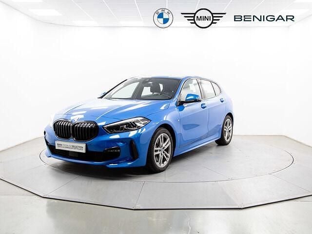 Azul Usado 2024 BMW 118 Comfort Edition Utilitario | 32.900 € (Precio justo) - Imagen 1/4