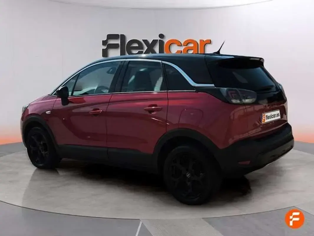 Usado Opel Crossland 110 CV (80 kW) 2023 Rojo SUV