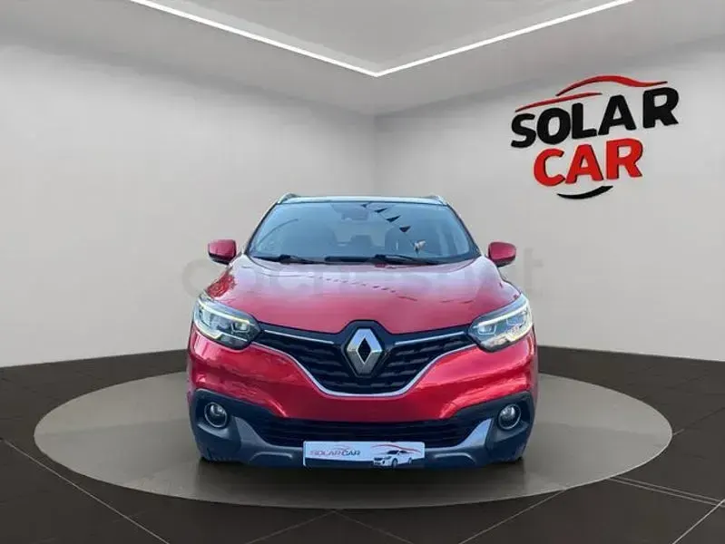 Usado Renault Kadjar Zen 110 CV (80 kW) 2016 Granate SUV