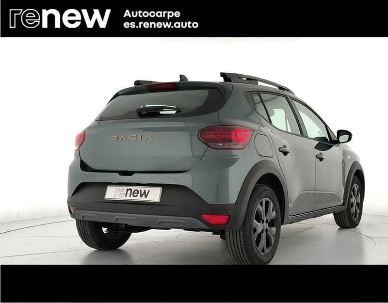 Usado Dacia Sandero Extreme 100 CV (73 kW) 2025 Verde Berlina