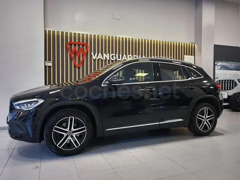 Usado Mercedes GLA250 218 CV (160 kW) 2022 Negro SUV