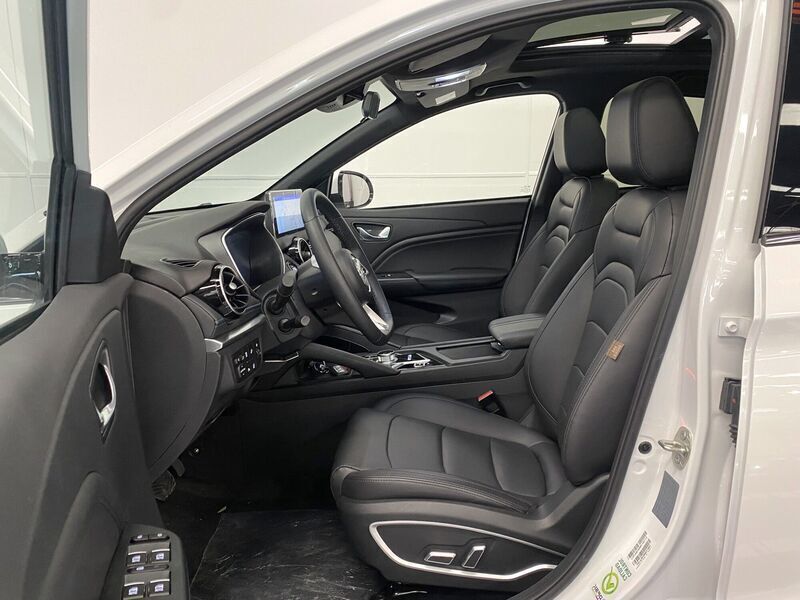 Usado DFSK Seres 3 119 kW (163 CV) 2023 Blanco SUV