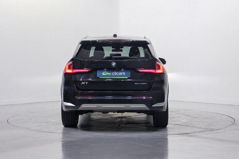 Usado BMW X1 163 CV (119 kW) 2023 Gris SUV