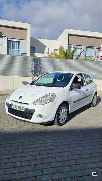 Blanco Usado 2012 Renault Clio IV Berlina | 3999 € (Super precio) - Imagen 1/4