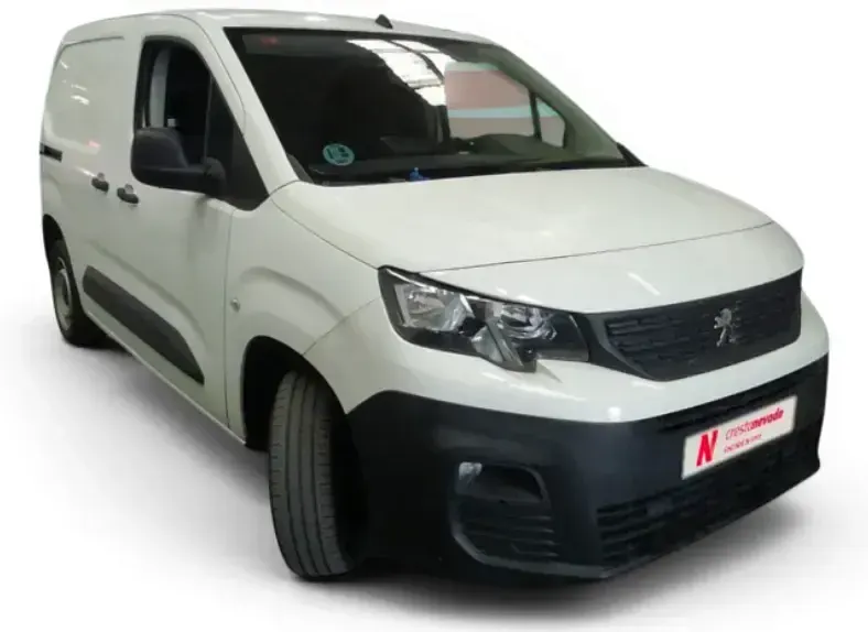 Usado Peugeot Partner Premium 98 CV (72 kW) 2021 Blanco Monovolumen