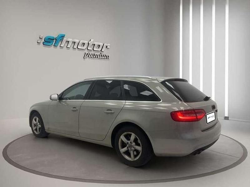 Usado Audi A4 Premium 177 CV (130 kW) 2013 Gris Familiar