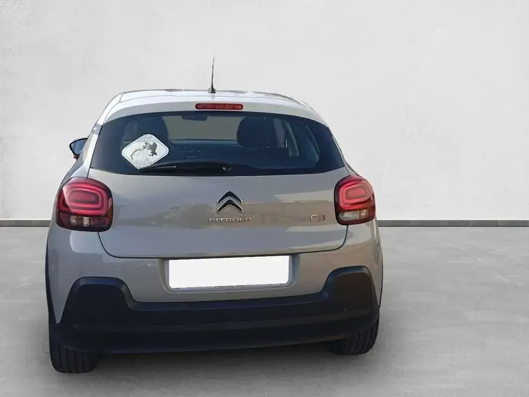 Usado Citroën C3 Feel 82 CV (60 kW) 2022 Beige Utilitario