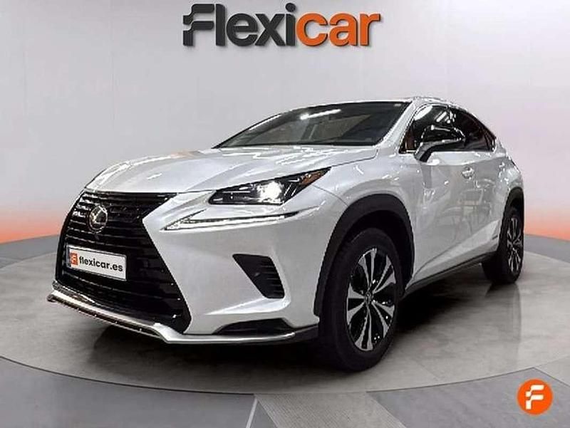 Usado Lexus NX300h Business Edition 197 CV (144 kW) 2021 Blanco SUV