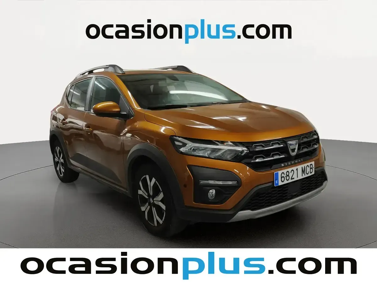 Usado Dacia Sandero Essentiel 91 CV (66 kW) 2022 Naranja Berlina