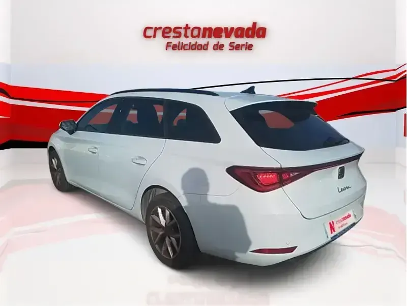 Usado Seat Leon Style 115 CV (84 kW) 2021 Blanco