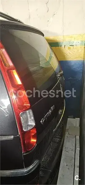 Usado Citroën C8 138 CV (101 kW) 2008 Negro Monovolumen