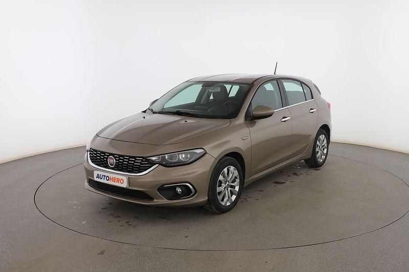 Marrón Usado 2020 Fiat Tipo Lounge Utilitario | 12.799 € (Precio justo) - Imagen 1/3