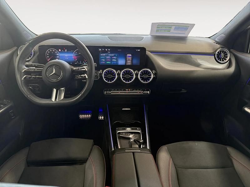 Usado Mercedes GLA200 150 CV (110 kW) 2024 Blanco SUV
