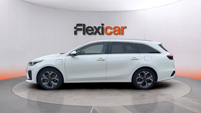 Usado Kia Ceed 141 CV (103 kW) 2022 Blanco Utilitario
