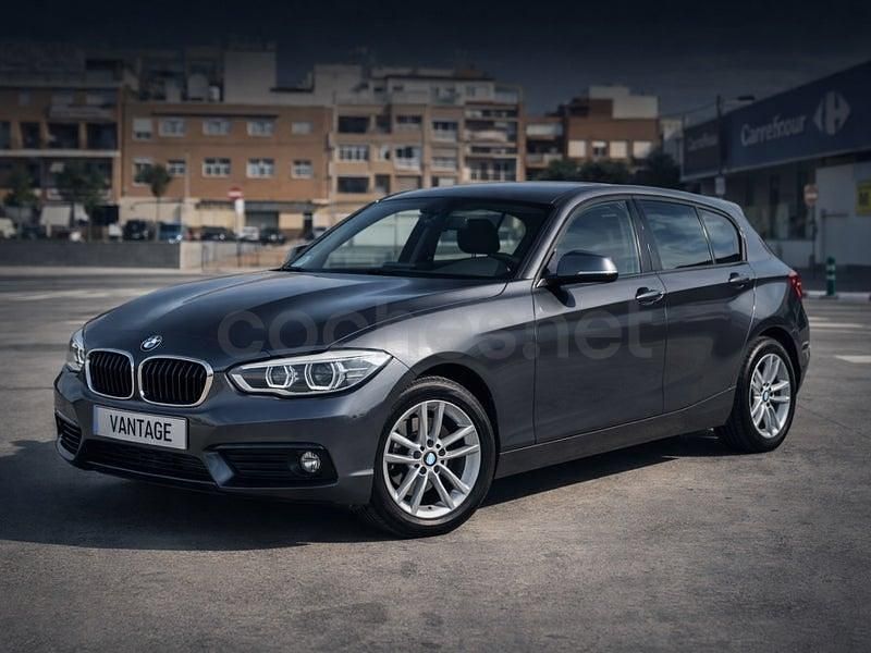 Usado BMW 118 136 CV (100 kW) 2017 Gris / plata Utilitario