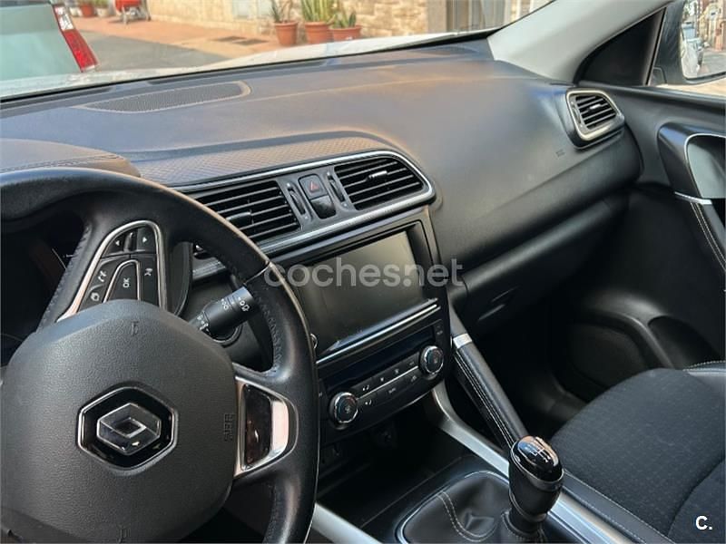 Usado Renault Kadjar Zen 130 CV (95 kW) 2017 Blanco SUV