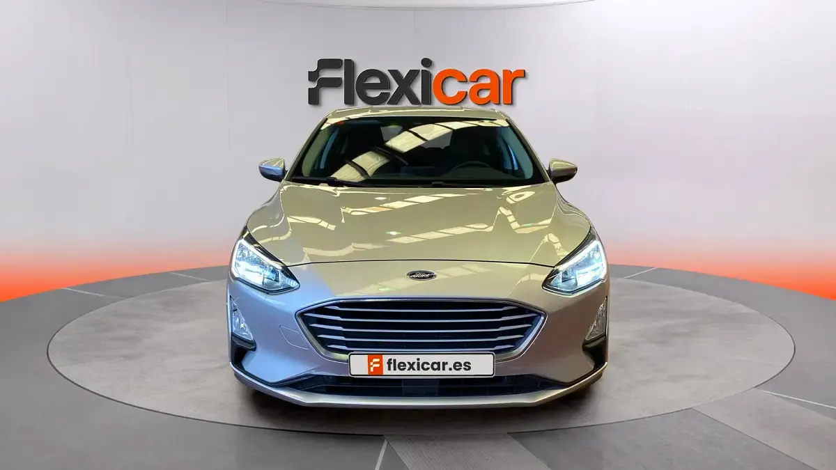 Usado Ford Focus Trend+ 95 CV (69 kW) 2021 Gris Berlina