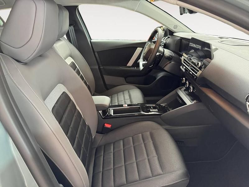 Usado Citroën C4 Business Class 145 CV (106 kW) 2025 Verde Berlina