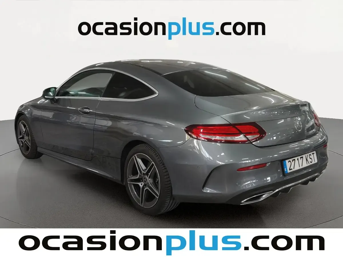 Usado Mercedes 220 AMG 194 CV (142 kW) 2019 Gris Coupe