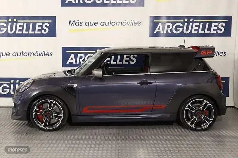 Usado Mini John Cooper Works Coupé 306 CV (225 kW) 2020 Gris Coupe