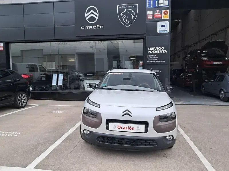 Usado Citroën C4 Cactus Feel 100 CV (73 kW) 2015 Blanco Utilitario