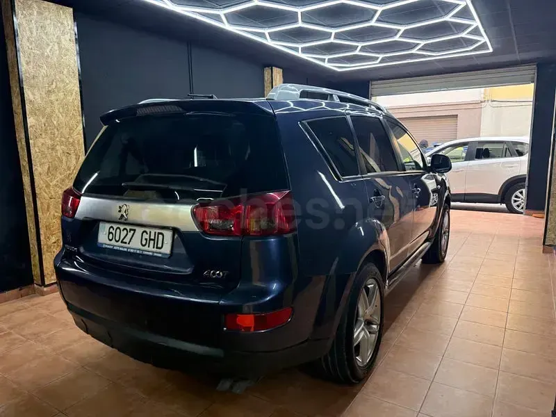 Usado Peugeot 4007 Premium 156 CV (114 kW) 2008 Azul SUV