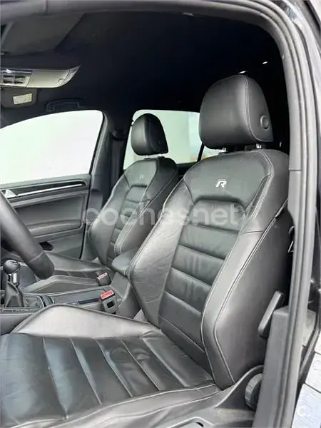 Usado VW Golf VII R 300 CV (220 kW) 2016 Negro Berlina